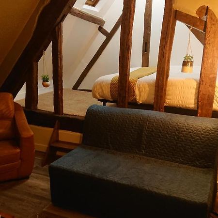 Nuits Au Grenier De Chartresアパートメント エクステリア 写真