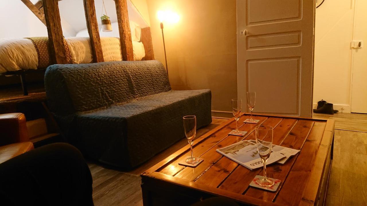 Nuits Au Grenier De Chartresアパートメント エクステリア 写真